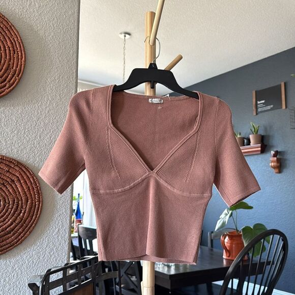 NWOT Free People Teagan Swit 1/4 Short Sleeve Ribbed V-Neck Top Fitted Cropped - Picture 5 of 12